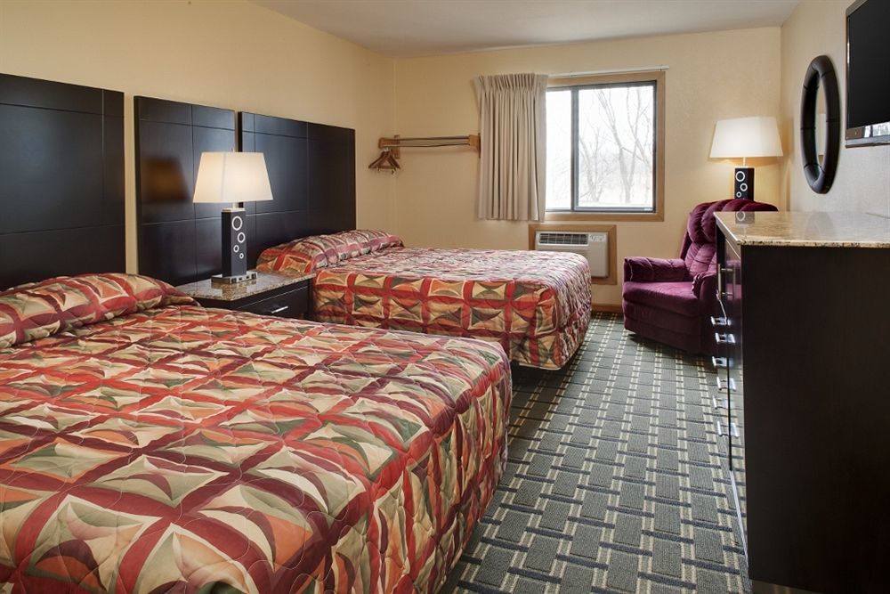 Heartland Inn Coralville Esterno foto
