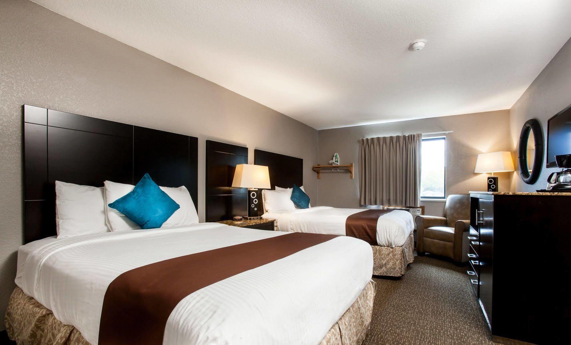 Heartland Inn Coralville Esterno foto