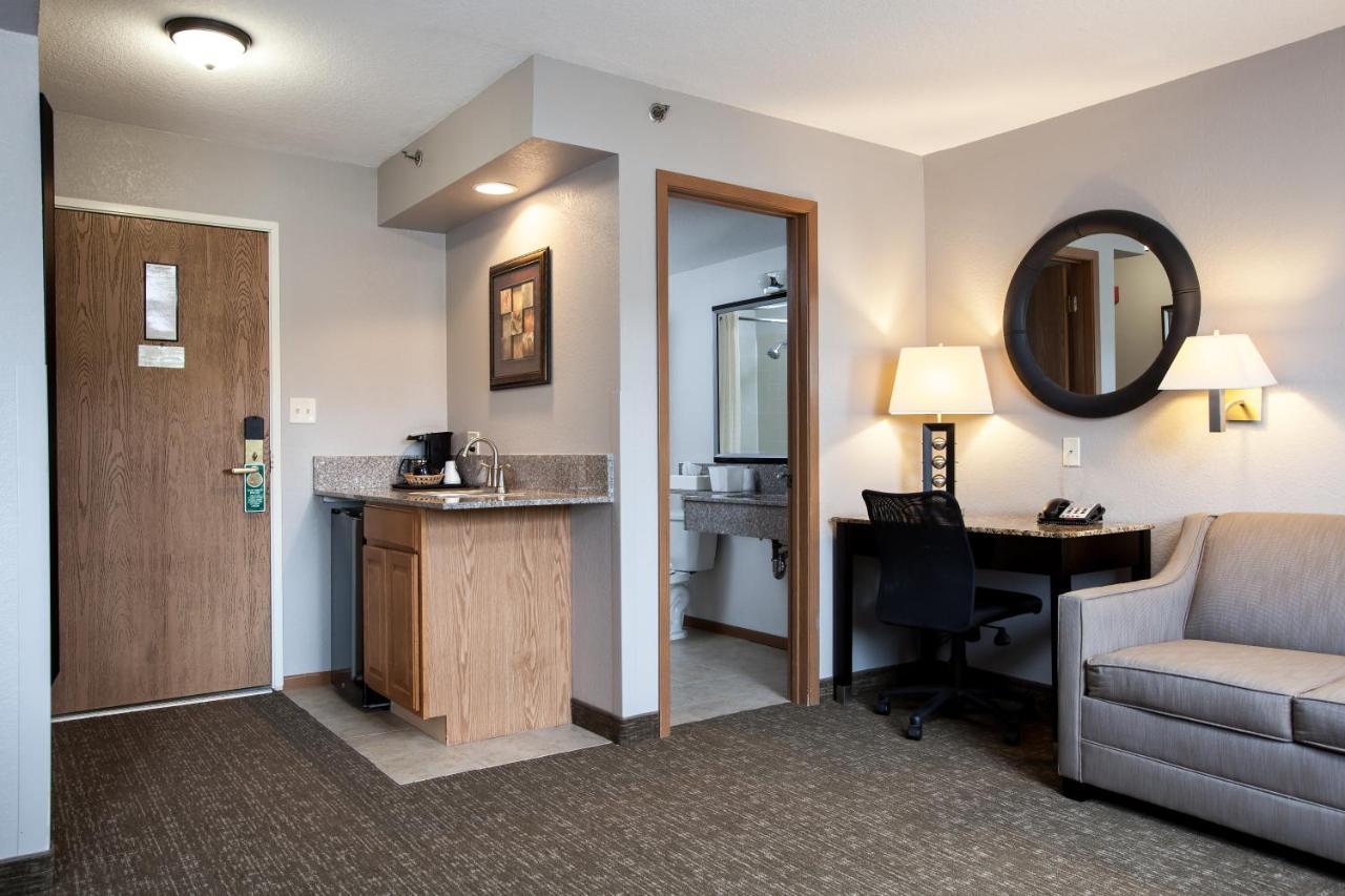 Heartland Inn Coralville Esterno foto